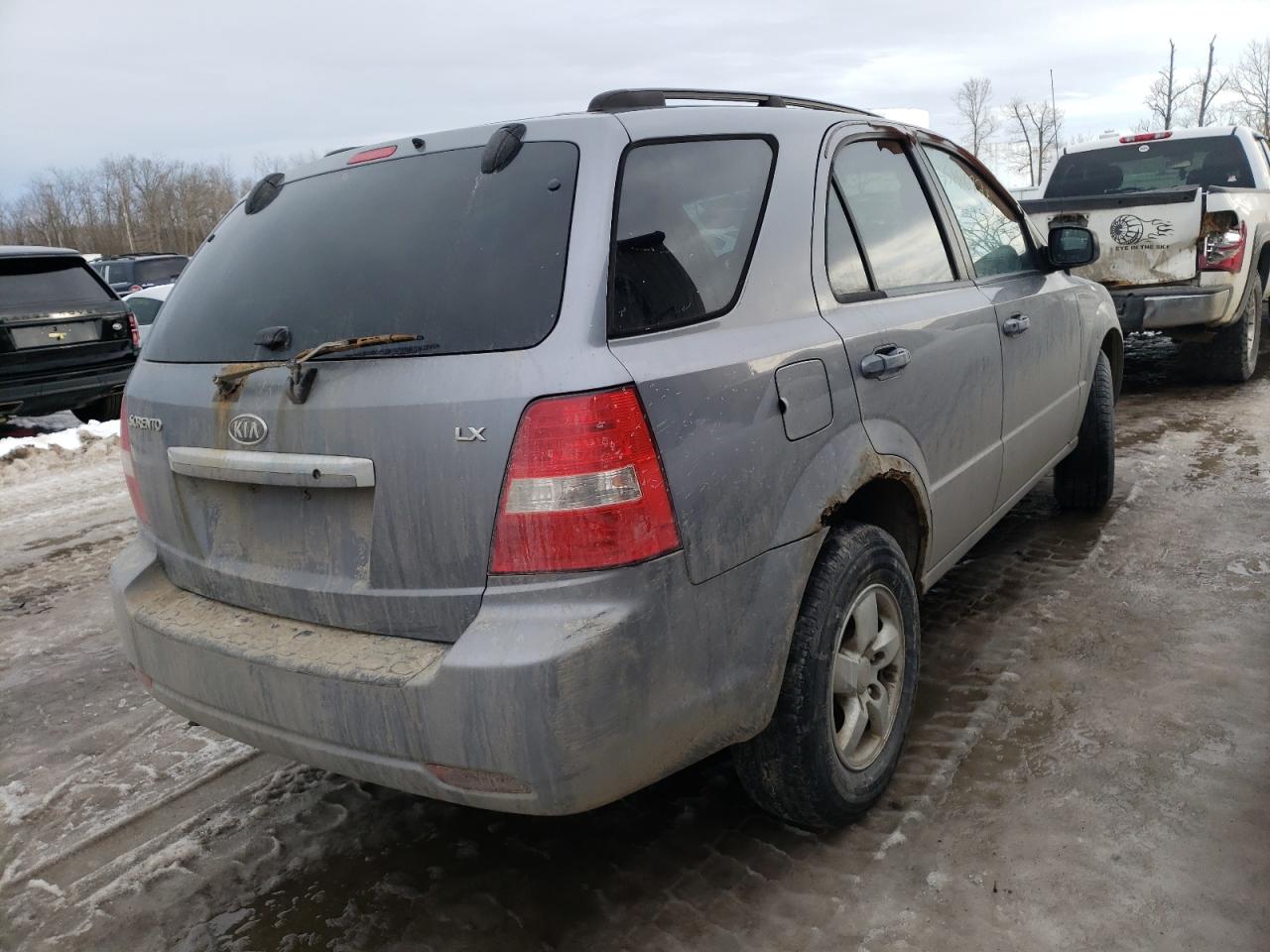 Photo 4 from auction – 2008 KIA SORENTO EX with VIN KNDJC735385840915
