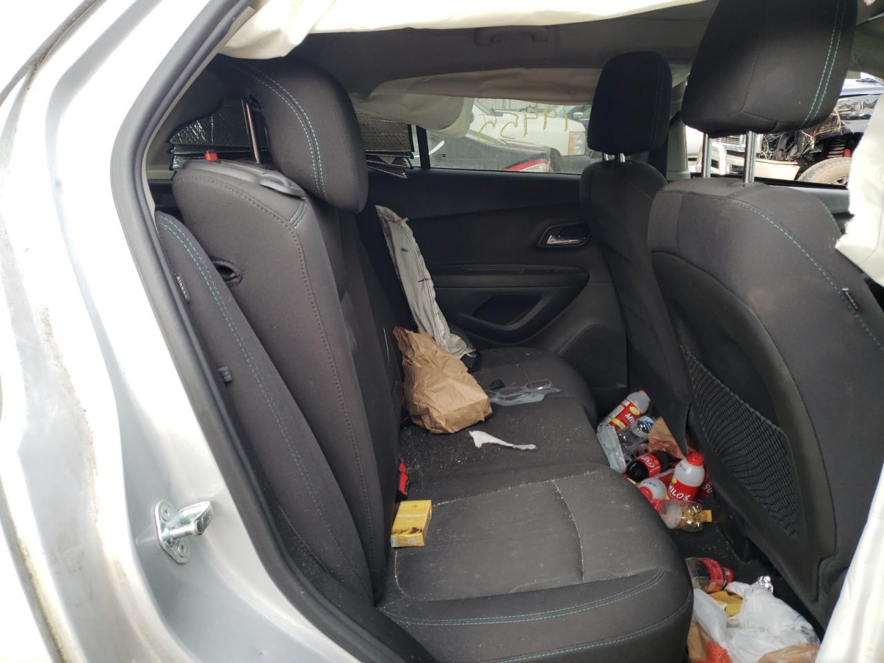 Photo 6 from auction – 2016 CHEVROLET TRAX 1LT with VIN 3GNCJPSB7GL199571