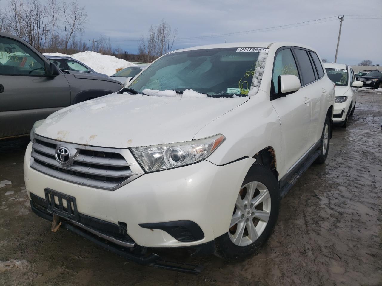 Photo 2 from auction – 2013 TOYOTA HIGHLANDER with VIN 5TDBK3EH6DS210737