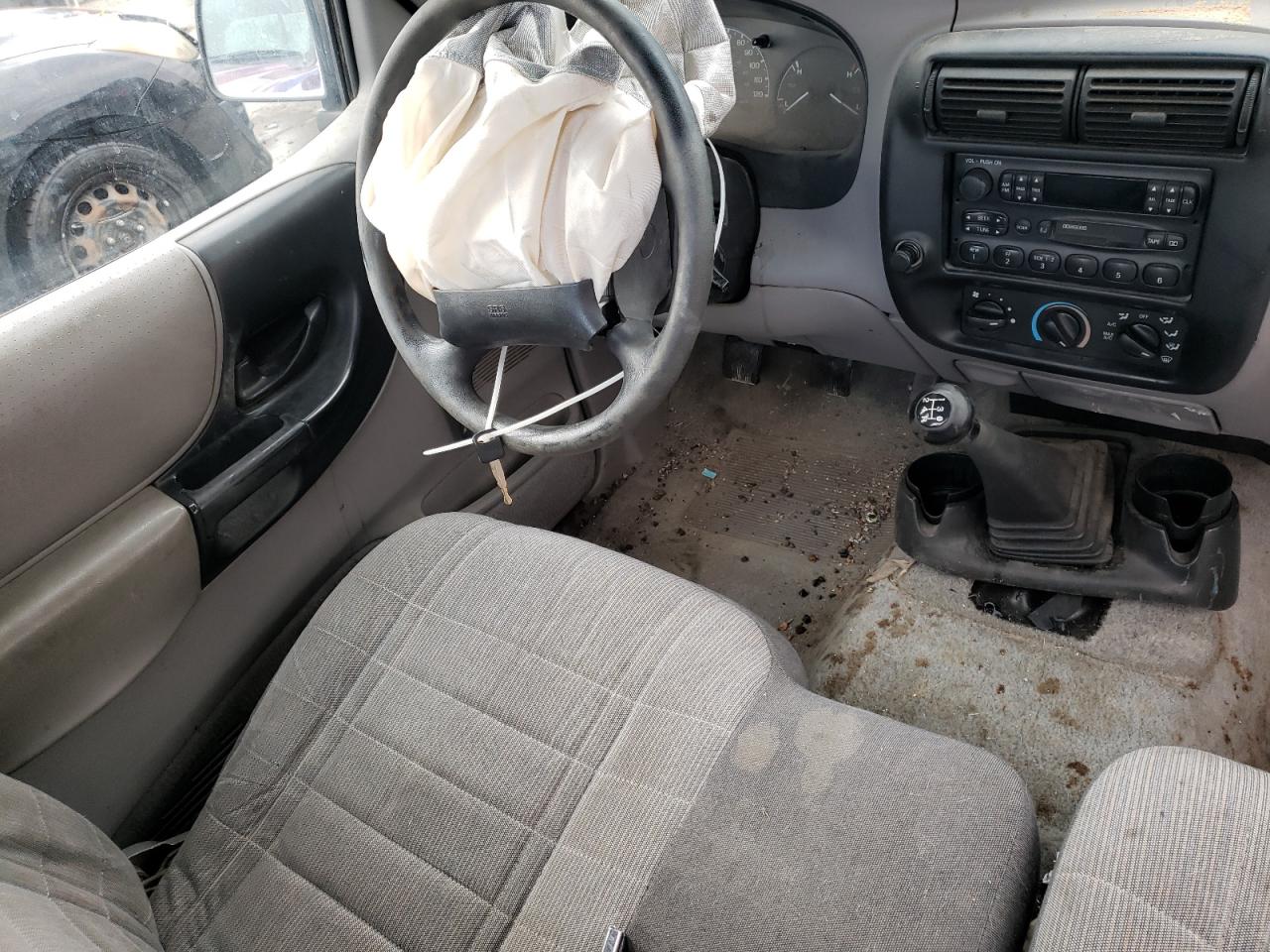 Photo 9 from auction – 1996 FORD RANGER with VIN 1FTCR10A6TUC50602