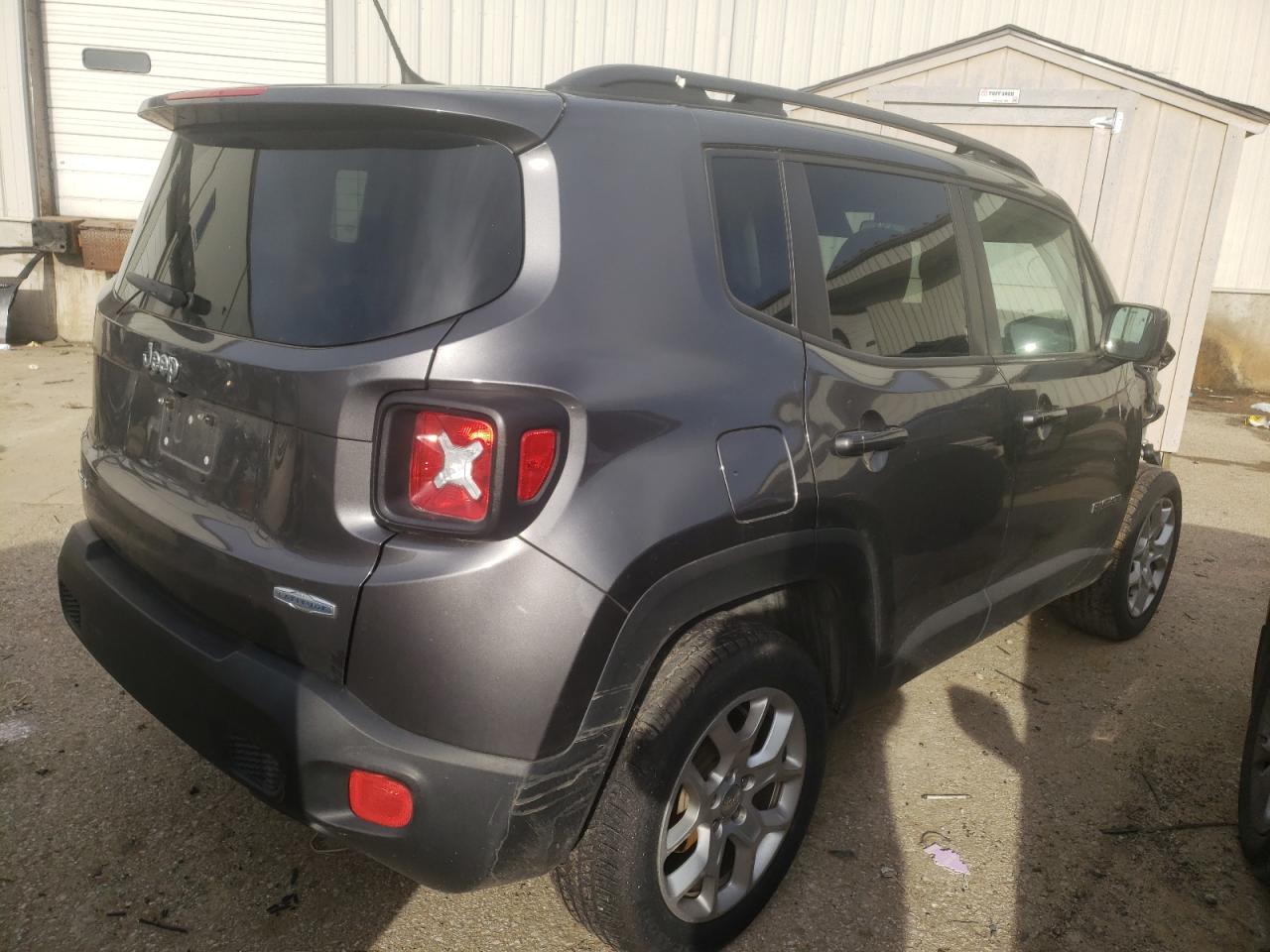 Photo 4 from auction – 2016 JEEP RENEGADE L with VIN ZACCJBBT6GPD30081