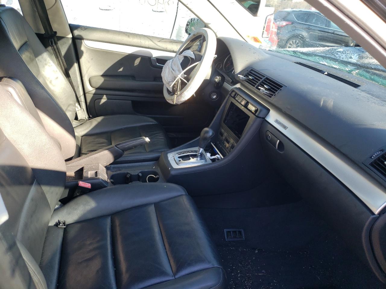 Photo 5 from auction – 2008 AUDI A4 2.0T QU with VIN WAUDF78E28A039944