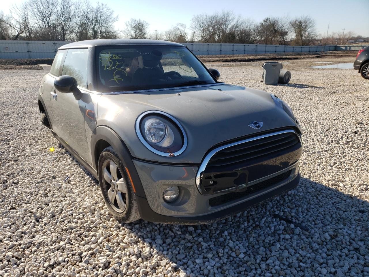 MINI COOPER 2016 with VIN WMWXP5C5XG2D15577 - Photo from auction