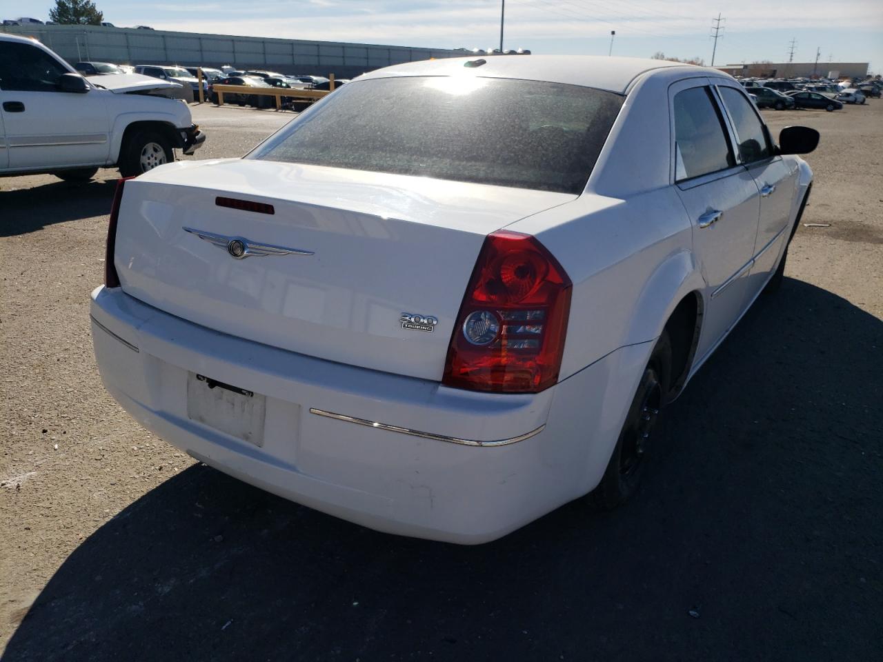 Photo 4 from auction – 2010 CHRYSLER 300 TOURIN with VIN 2C3CA5CV2AH264658