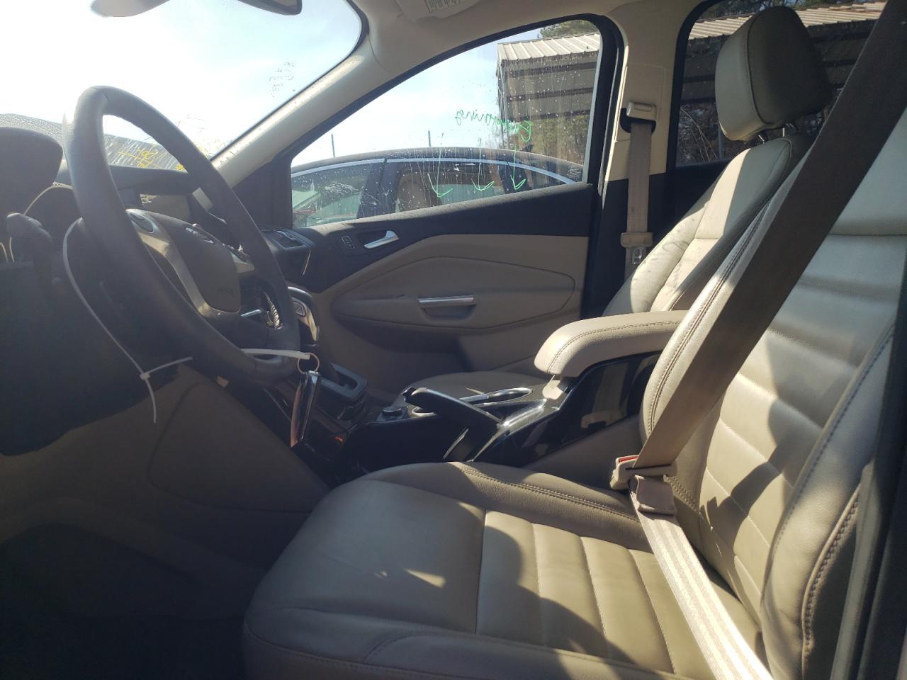Foto 5 de la subasta – 2015 FORD ESCAPE TIT con VIN 1FMCU9J92FUC07067