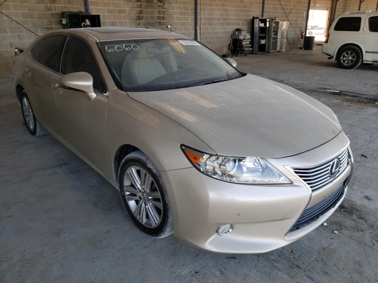 LEXUS ES 350 2014 with VIN JTHBK1GG8E2136060 - Photo from auction