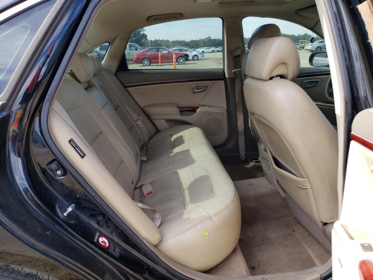 Photo 6 from auction – 2008 HYUNDAI AZERA SE with VIN KMHFC46F88A295953