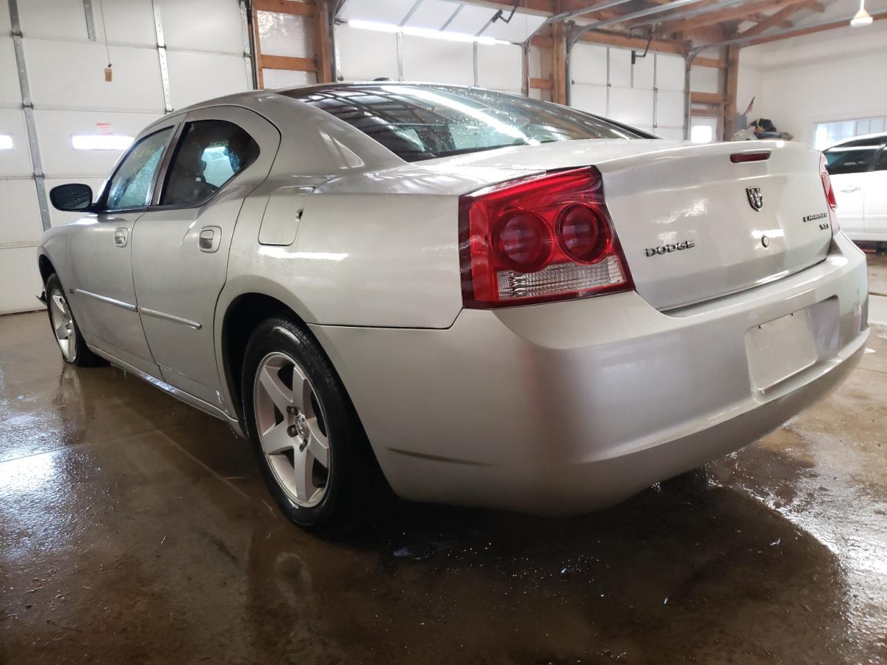 Photo 3 from auction – 2010 DODGE CHARGER SX with VIN 2B3CA3CVXAH243767