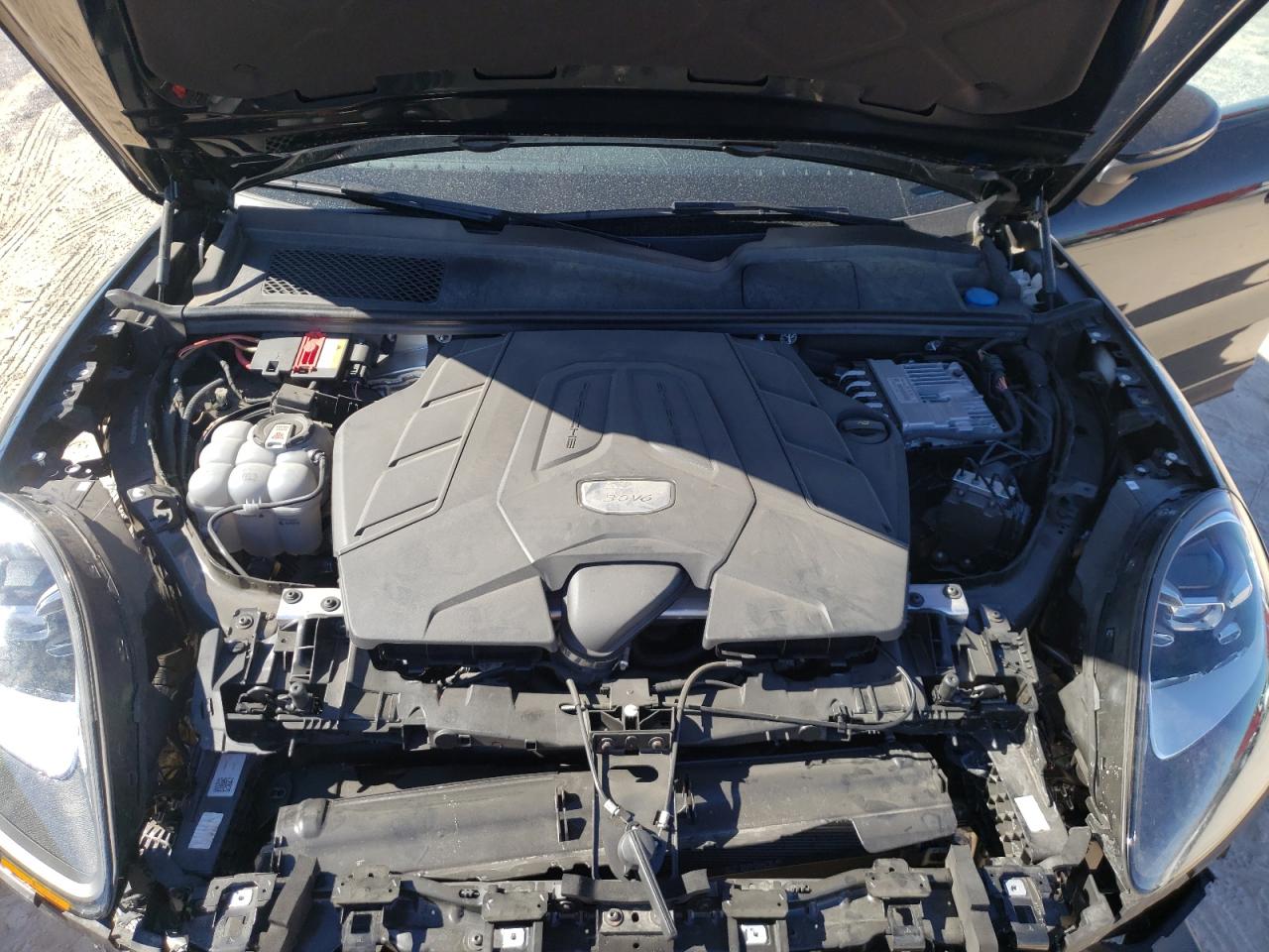 Photo 7 from auction – 2021 PORSCHE CAYENNE with VIN WP1AA2AY3MDA04753