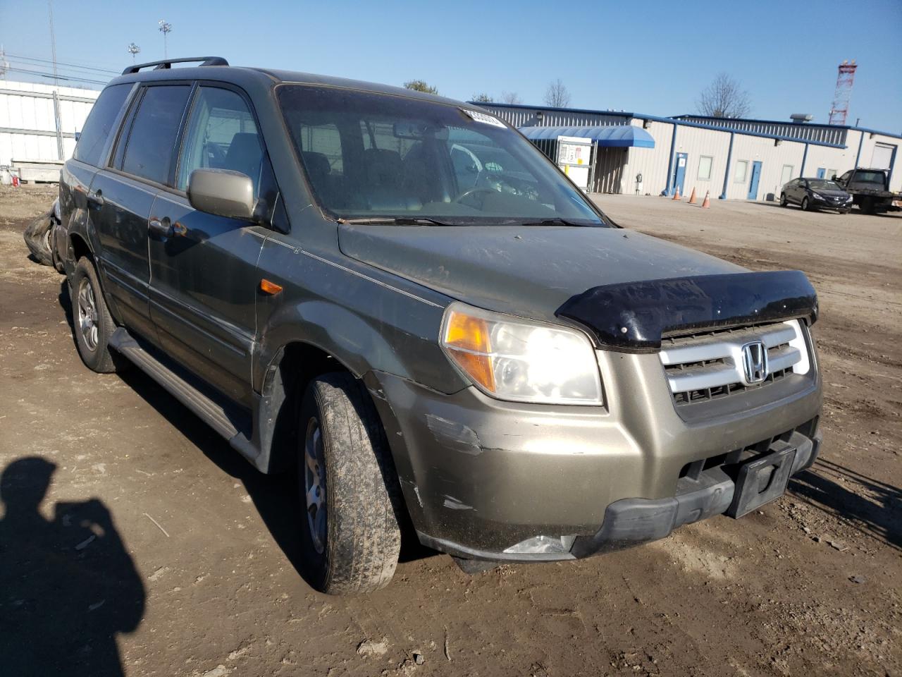 HONDA PILOT EXL 2008 with VIN 5FNYF18538B024703 - Photo from auction