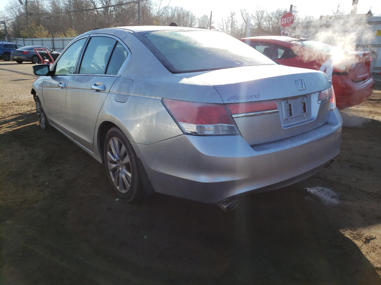 Photo 3 from auction – 2011 HONDA ACCORD EX with VIN 1HGCP3F74BA024069