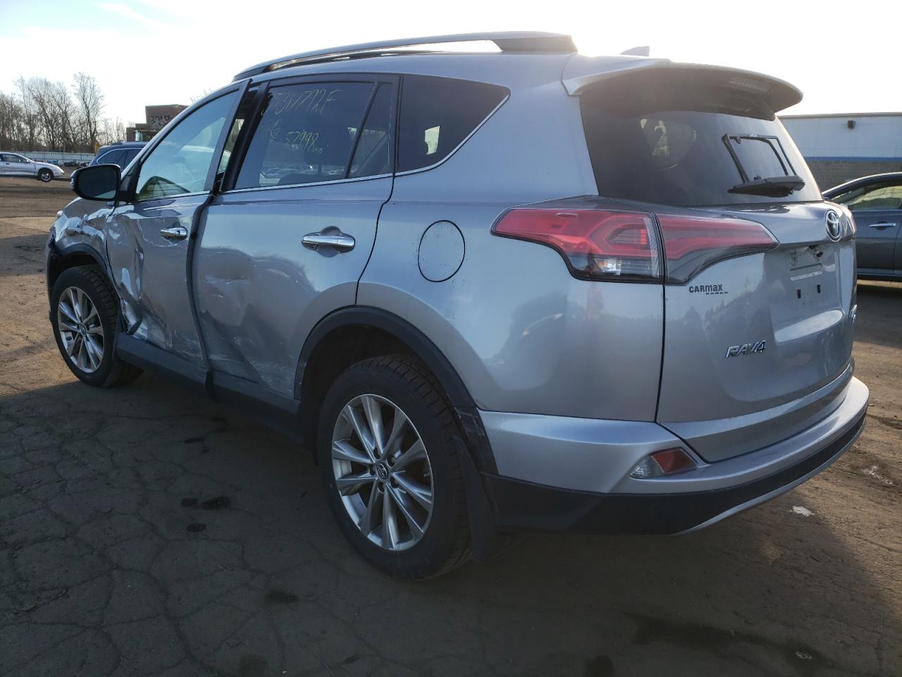 Photo 3 from auction – 2017 TOYOTA RAV4 LIMIT with VIN 2T3DFREV7HW573610