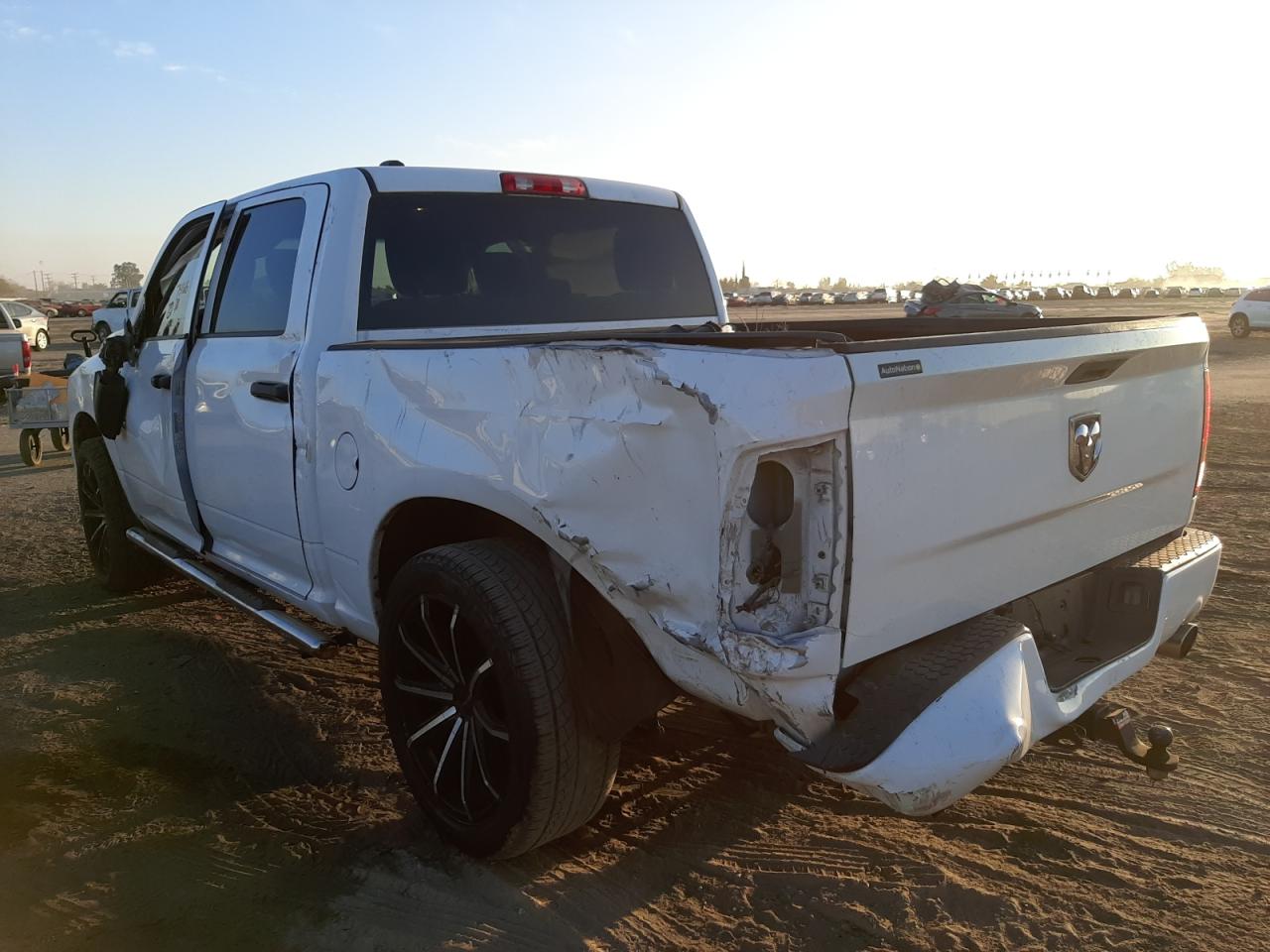 Zdjęcie 3 z aukcji – 2014 RAM 1500 ST z VIN 1C6RR6KT1ES148734