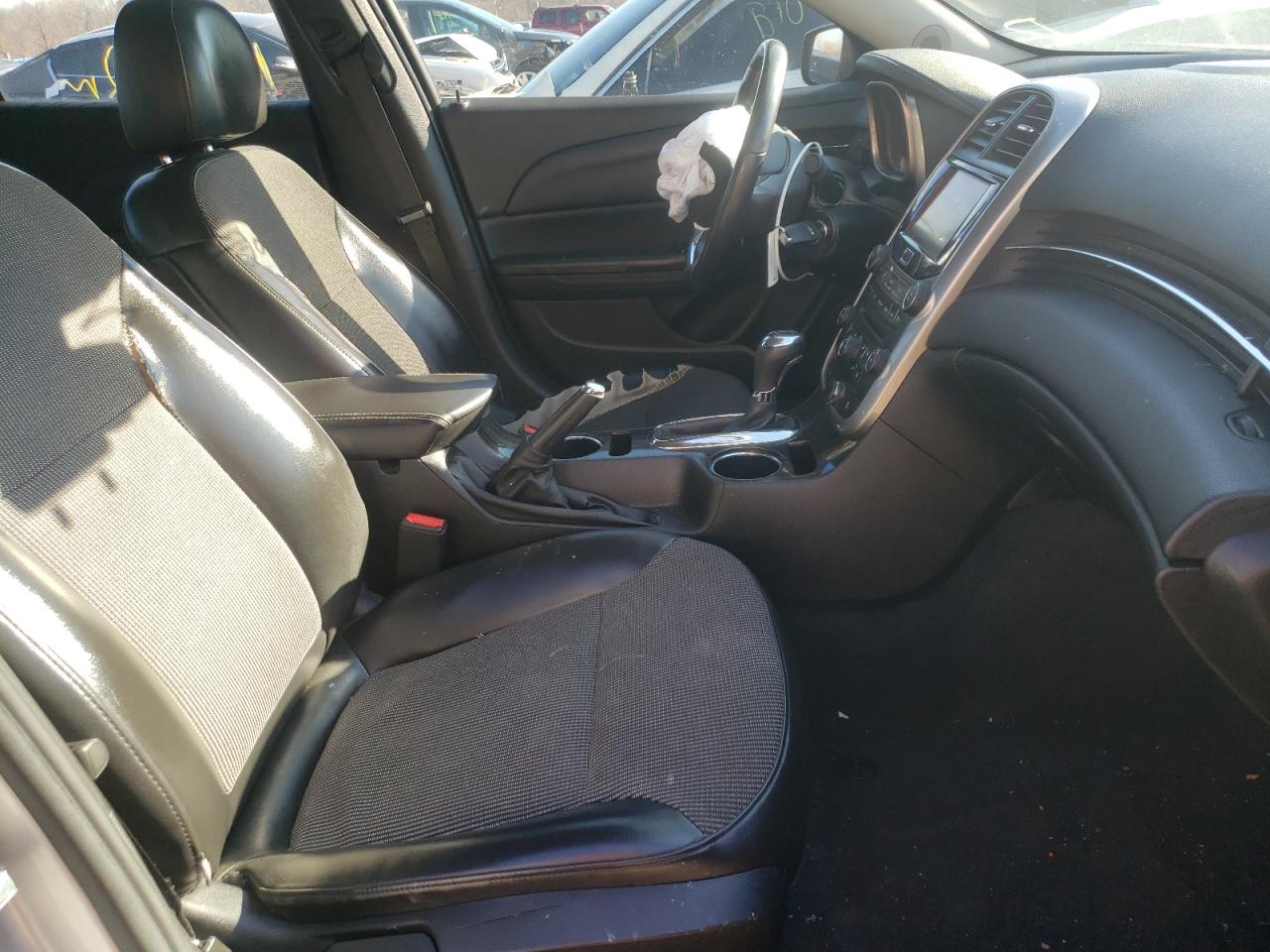 Photo 5 from auction – 2014 CHEVROLET MALIBU 2LT with VIN 1G11E5SL0EF285208