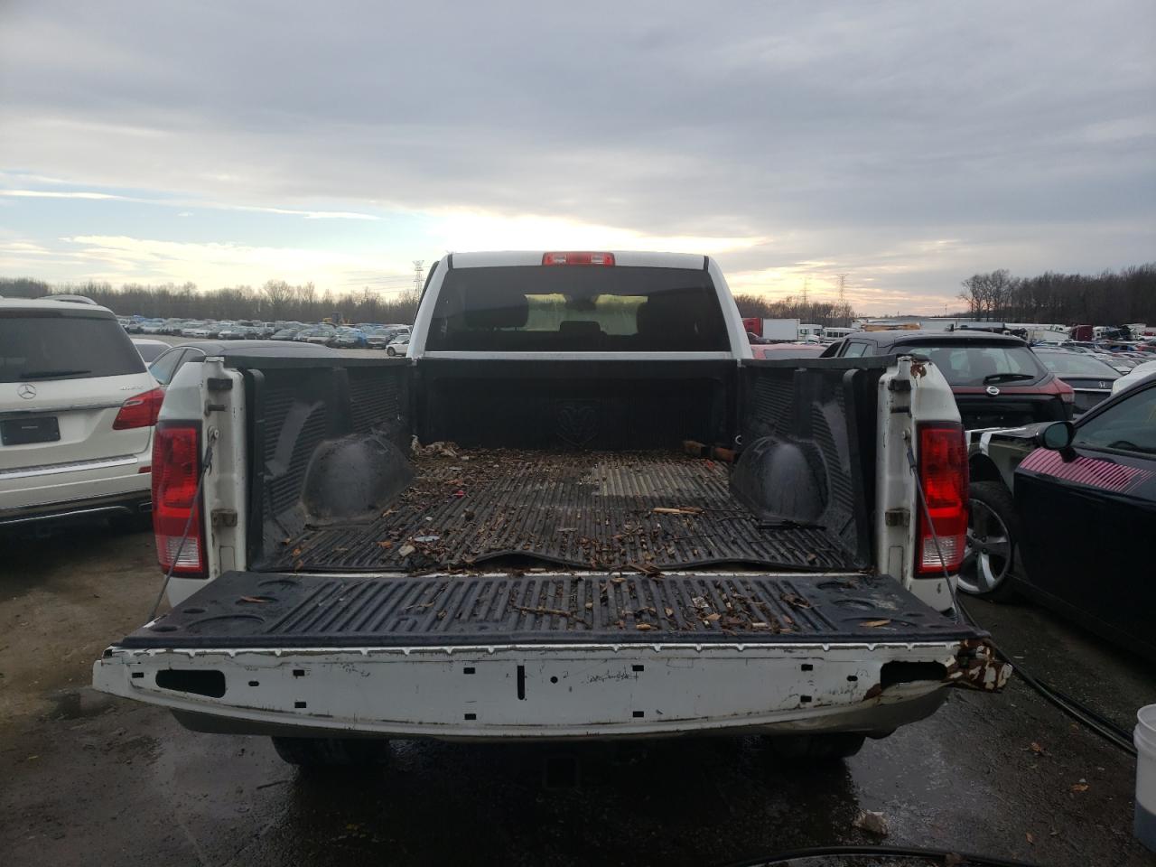 Photo 9 from auction – 2015 RAM 2500 ST with VIN 3C6TR4HT8FG691220