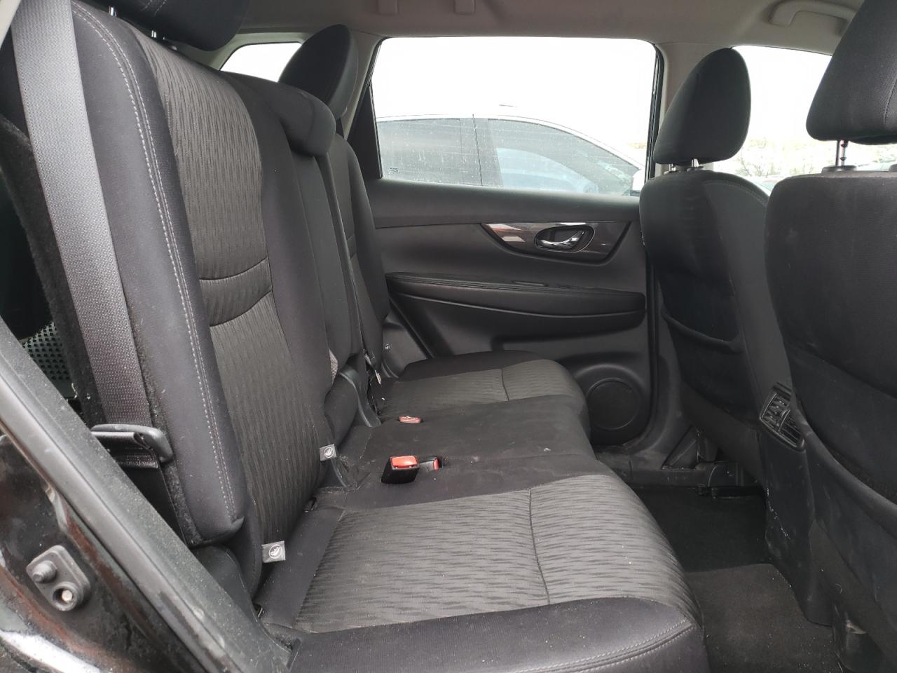 Photo 6 from auction – 2019 NISSAN ROGUE S with VIN 5N1AT2MVXKC762648