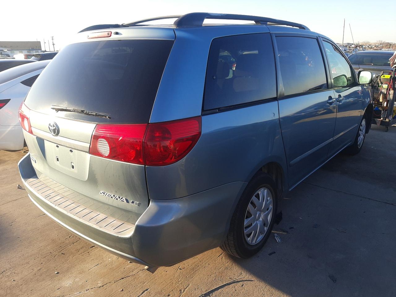 Photo 4 from auction – 2006 TOYOTA SIENNA CE with VIN 5TDZA23C36S555097