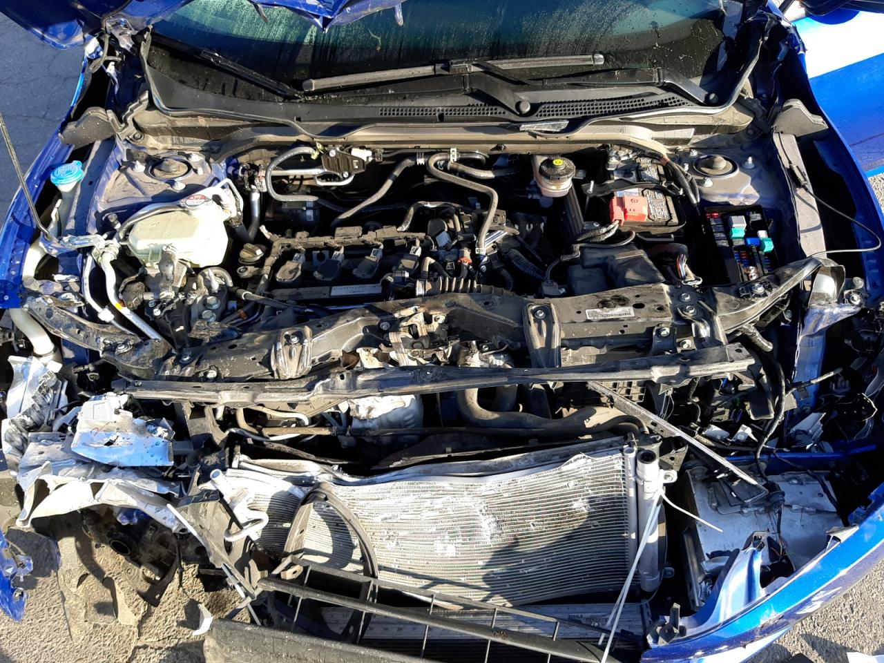 Photo 7 from auction – 2016 HONDA CIVIC TOUR with VIN 2HGFC1F96GH640055