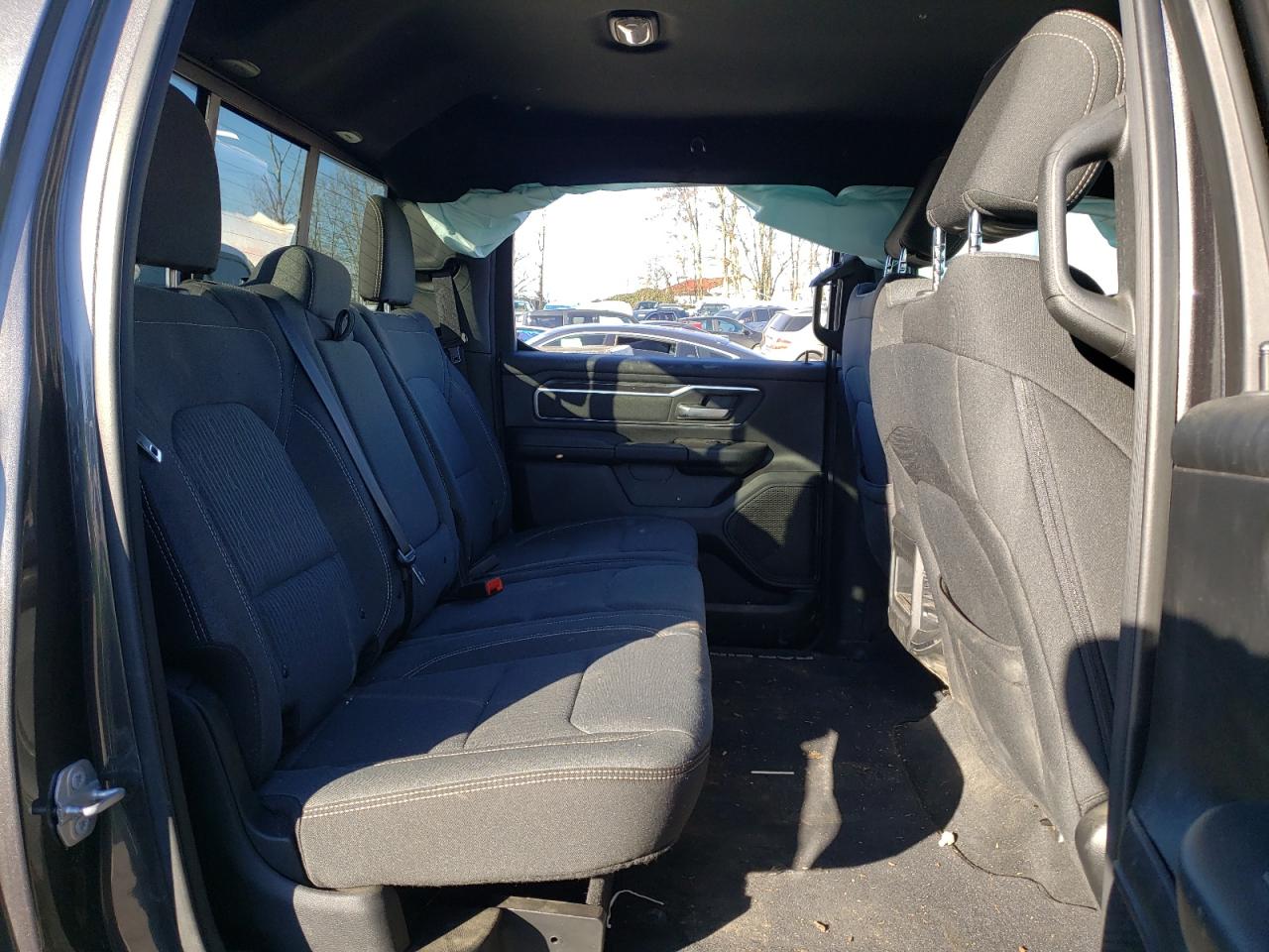 Photo 6 from auction – 2019 RAM 1500 BIG H with VIN 1C6SRFFT0KN570323