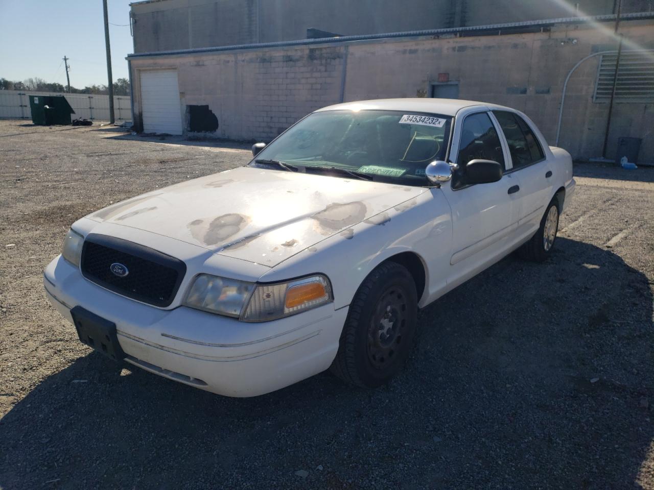 Photo 2 from auction – 2005 FORD CROWN VICT with VIN 2FAFP71W25X139160