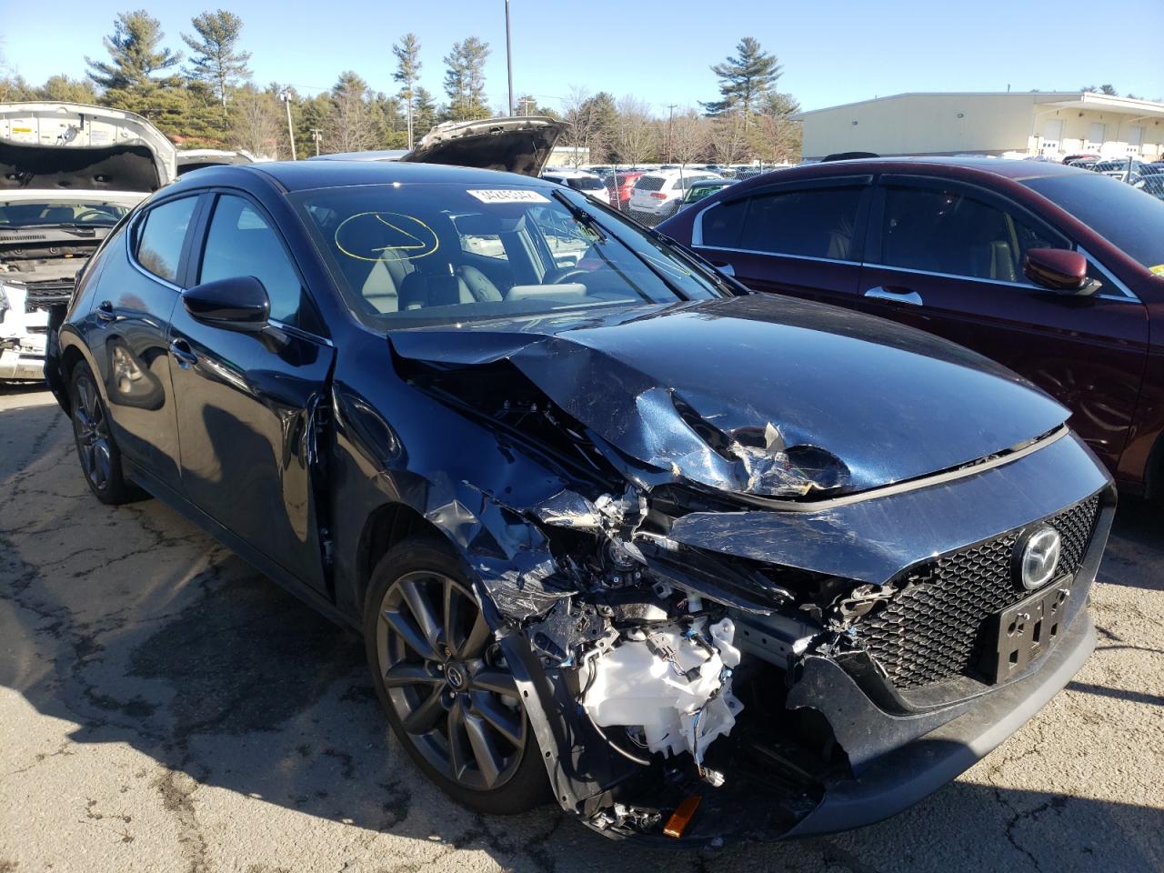 MAZDA 3 PREFERRE 2021 с VIN JM1BPBLL6M1344261 - Фото с аукциона