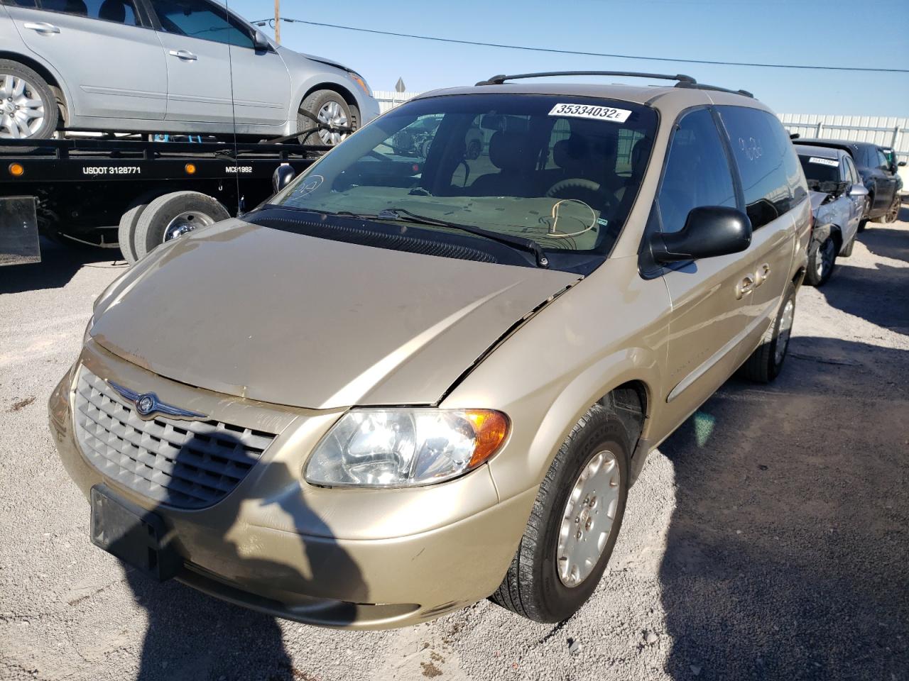 Photo 2 from auction – 2001 CHRYSLER VOYAGER LX with VIN 1C8GJ45311B114700