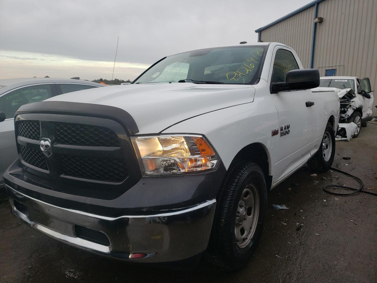 Photo 2 from auction – 2015 RAM 1500 ST with VIN 3C6JR6ATXFG654196