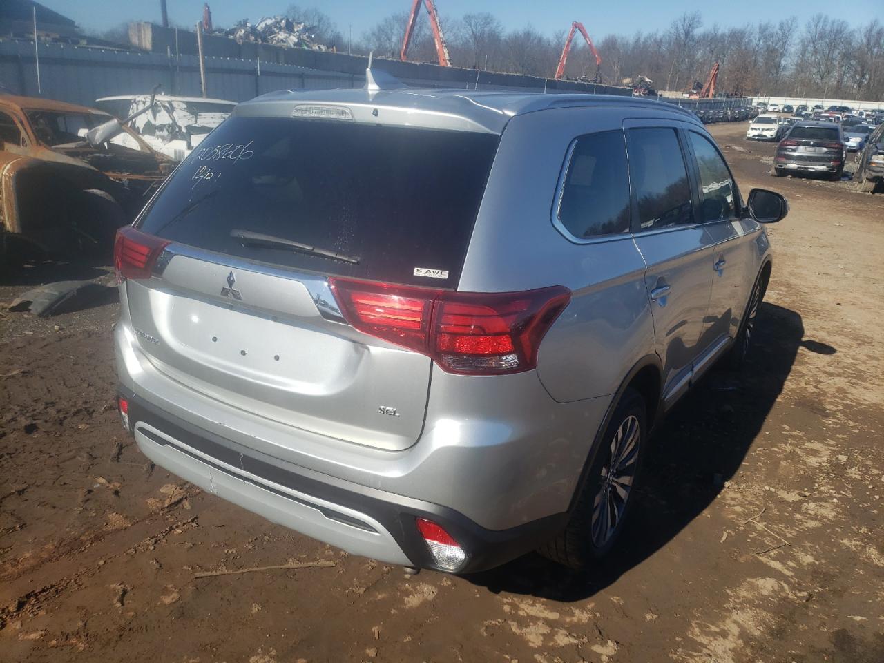 Photo 4 from auction – 2020 MITSUBISHI OUTLANDER with VIN JA4AZ3A3XLZ021260
