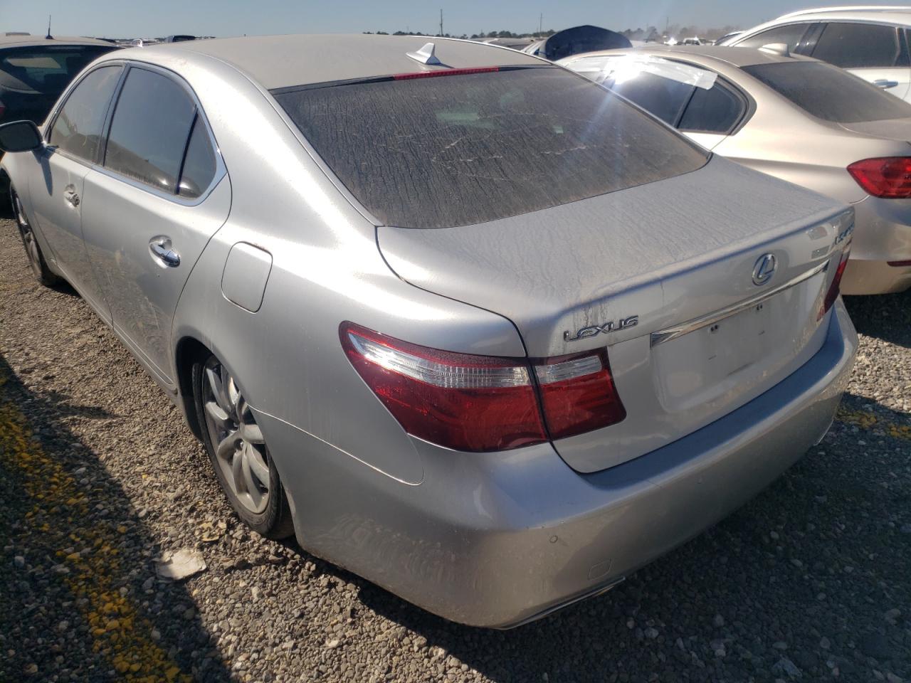 Photo 3 from auction – 2007 LEXUS LS 460L with VIN JTHGL46F675013663
