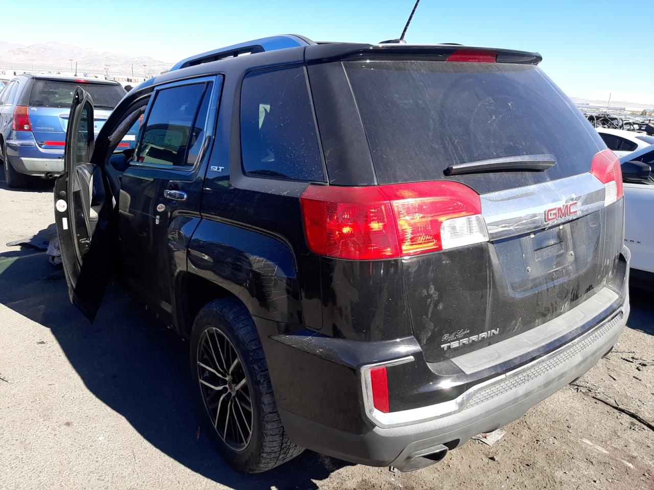 Photo 3 from auction – 2016 GMC TERRAIN SL with VIN 2GKFLPE31G6248311