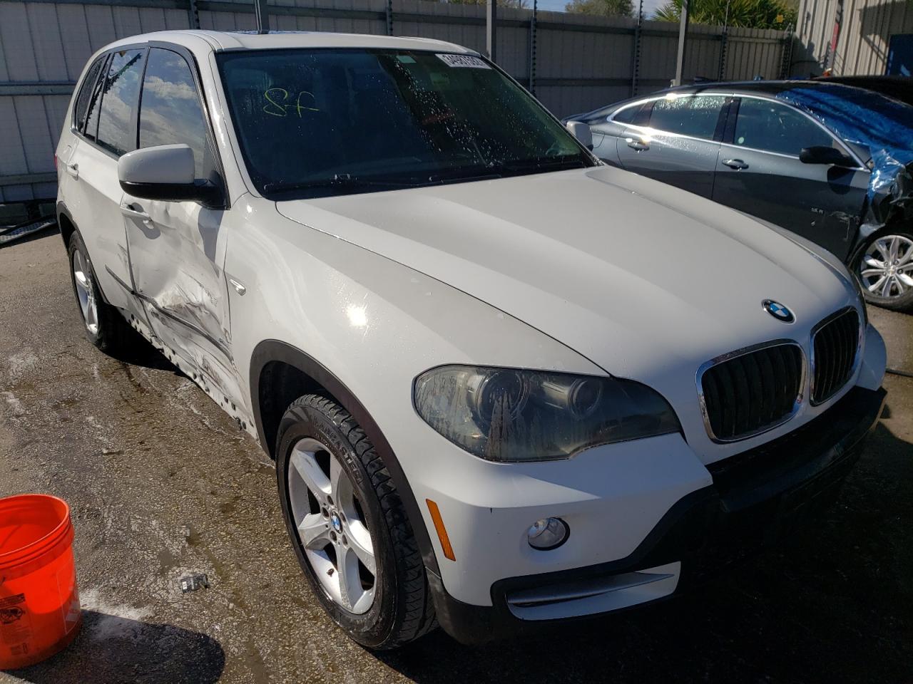 BMW X5 XDRIVE3 2010 with VIN 5UXFE4C55AL277395 - Photo from auction