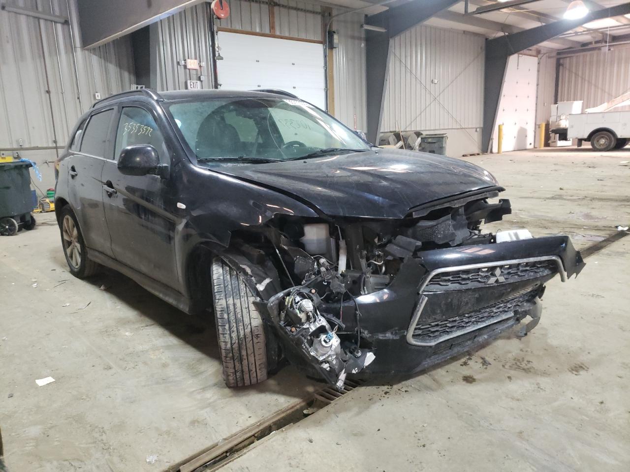 MITSUBISHI OUTLANDER 2015 with VIN 4A4AR4AU4FE013728 - Photo from auction
