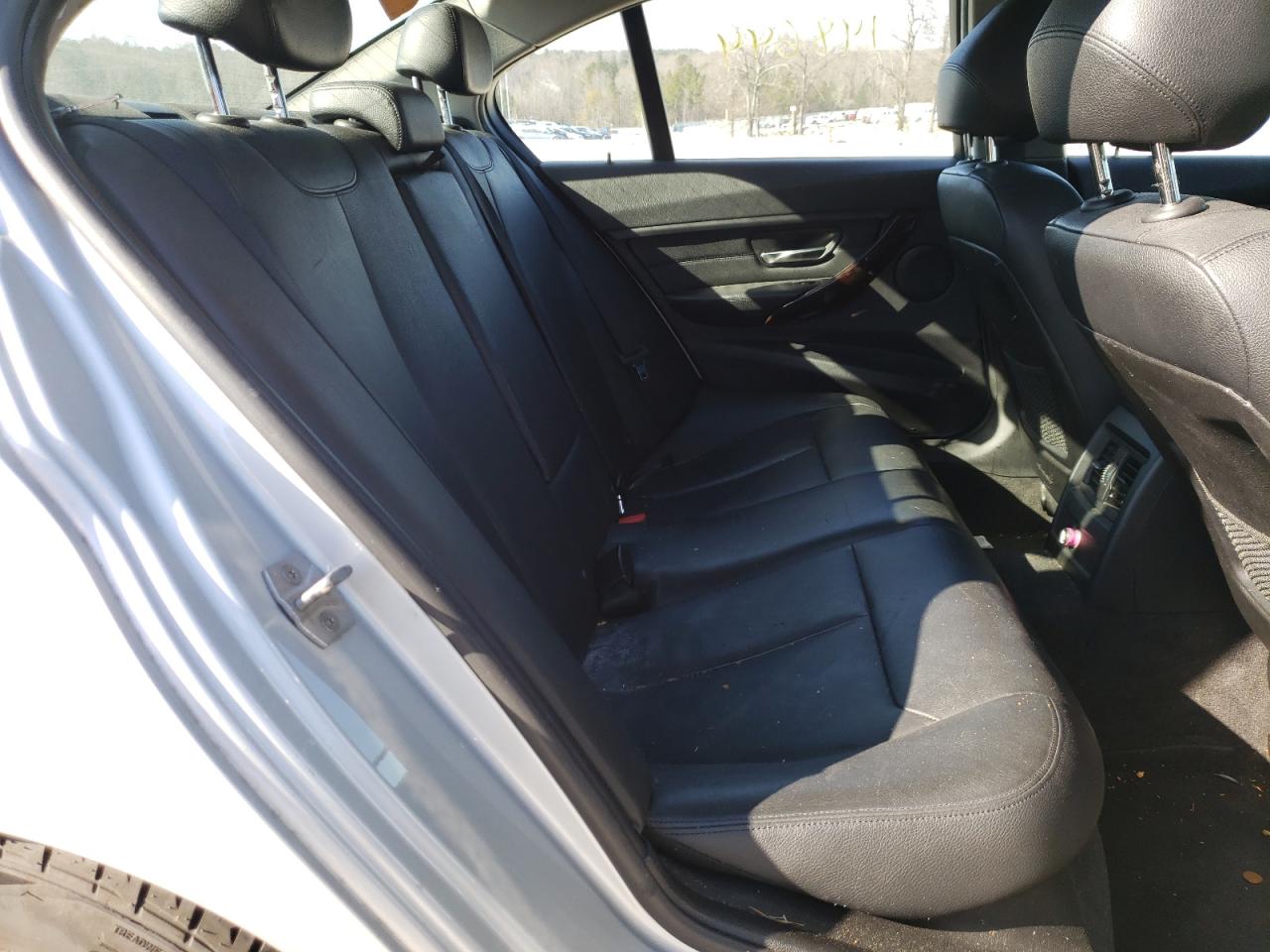 Photo 6 from auction – 2015 BMW 320 I with VIN WBA3B1G56FNT04912