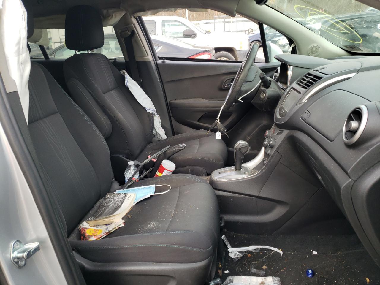 Photo 5 from auction – 2016 CHEVROLET TRAX 1LT with VIN 3GNCJPSB7GL199571