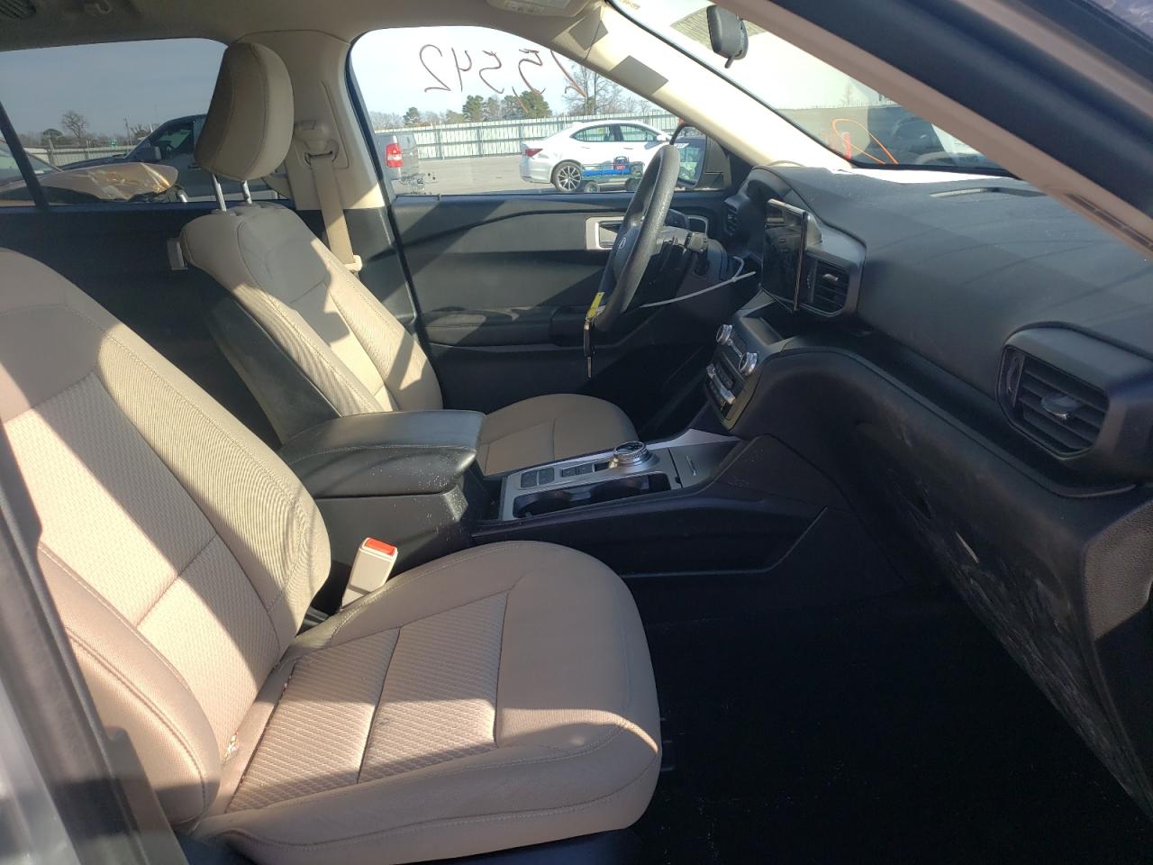 Photo 5 from auction – 2020 FORD EXPLORER with VIN 1FMSK7BH3LGC22005