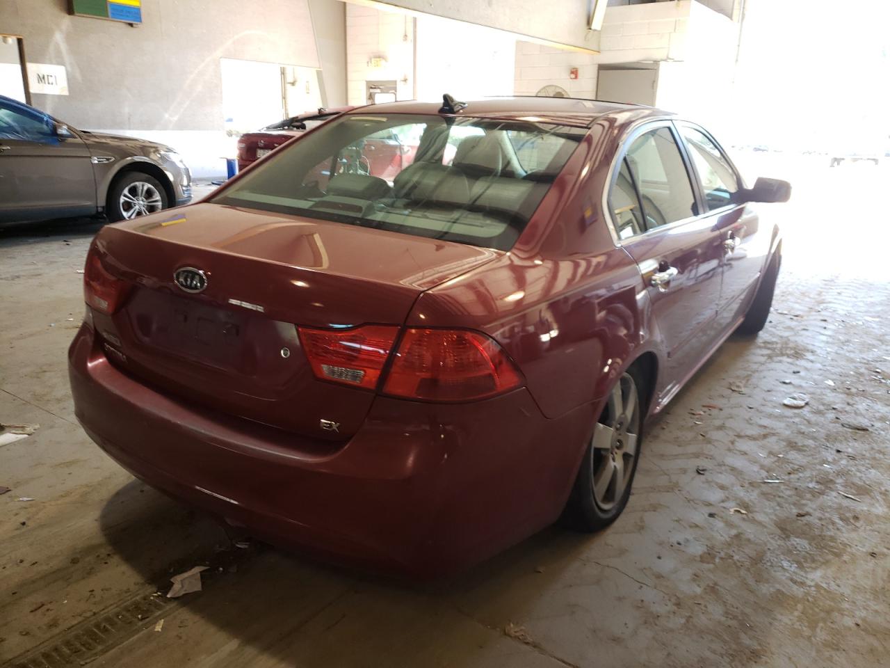Photo 4 from auction – 2010 KIA OPTIMA EX with VIN KNAGH4A80A5453880