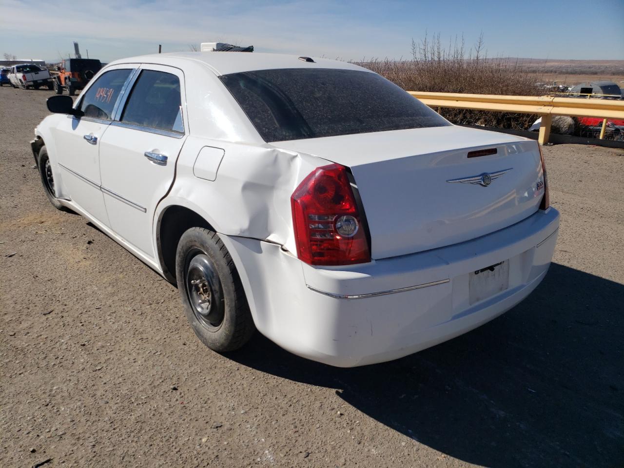 Photo 3 from auction – 2010 CHRYSLER 300 TOURIN with VIN 2C3CA5CV2AH264658