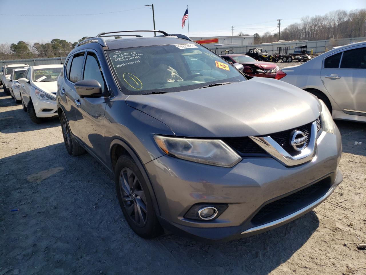 NISSAN ROGUE S 2016 with VIN 5N1AT2MT5GC842543 - Photo from auction