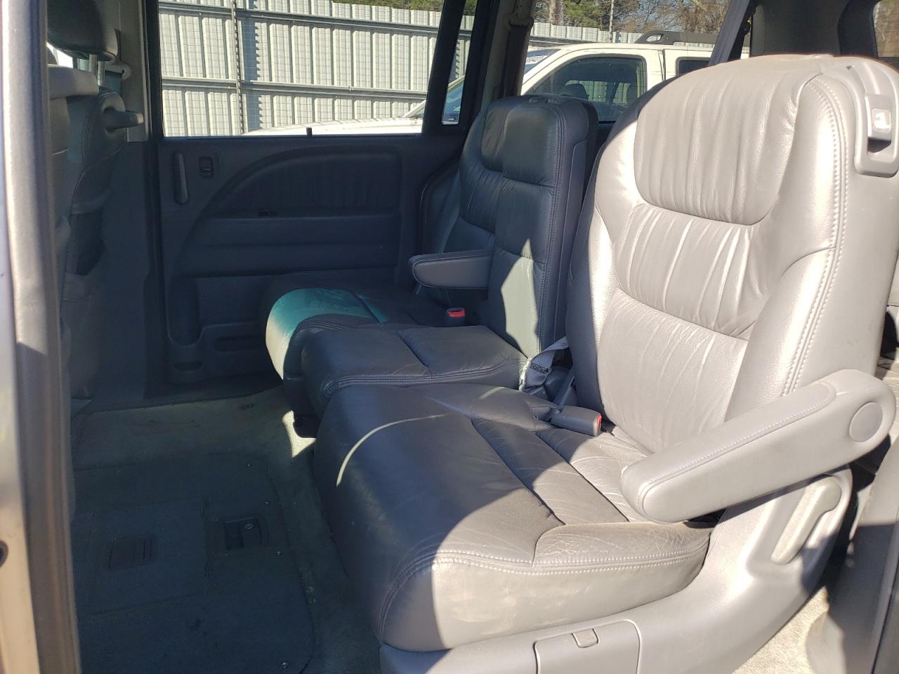 Photo 6 from auction – 2006 HONDA ODYSSEY EX with VIN 5FNRL38716B459971