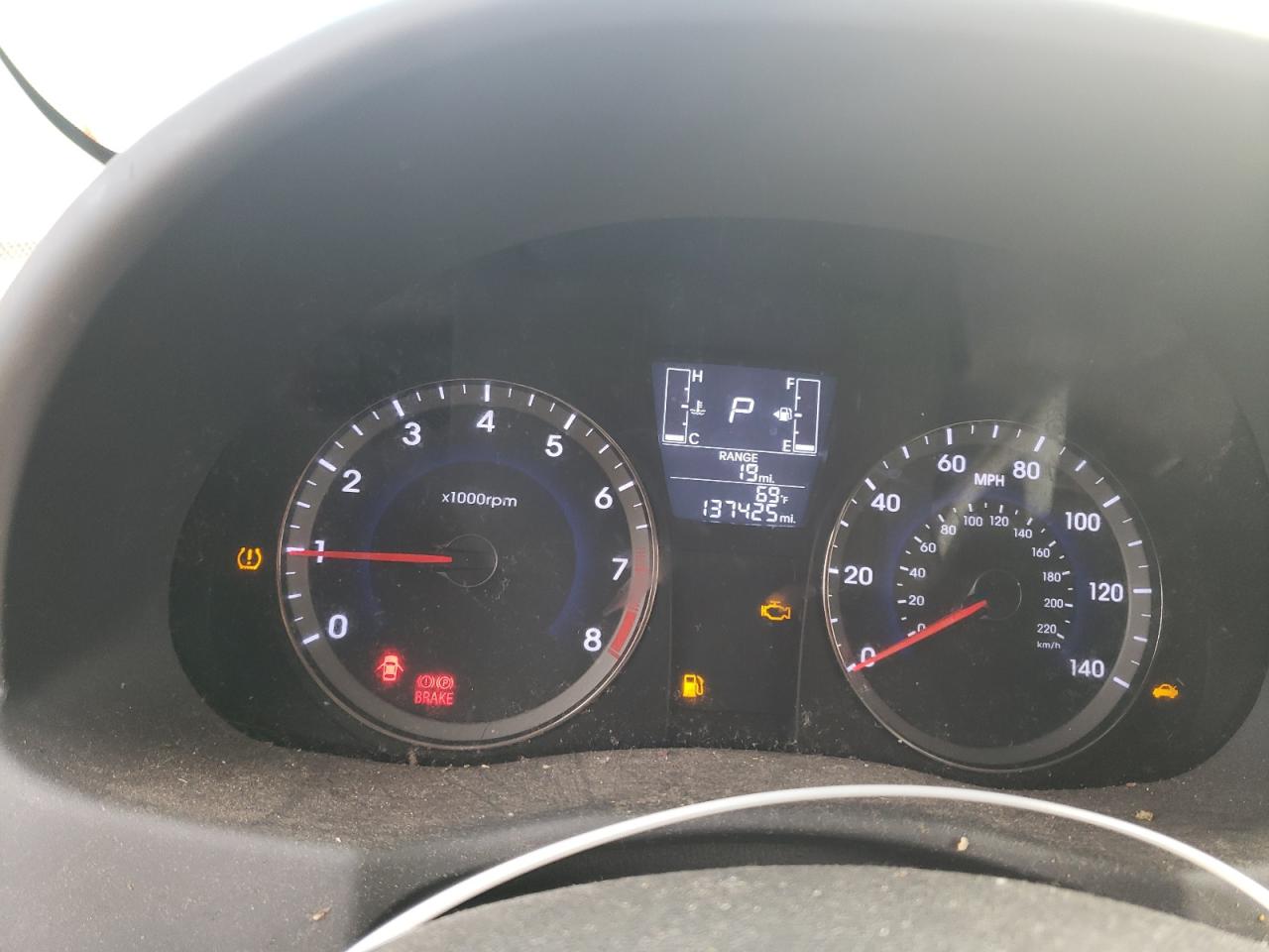 Photo 8 from auction – 2015 HYUNDAI ACCENT GLS with VIN KMHCT4AE3FU922250