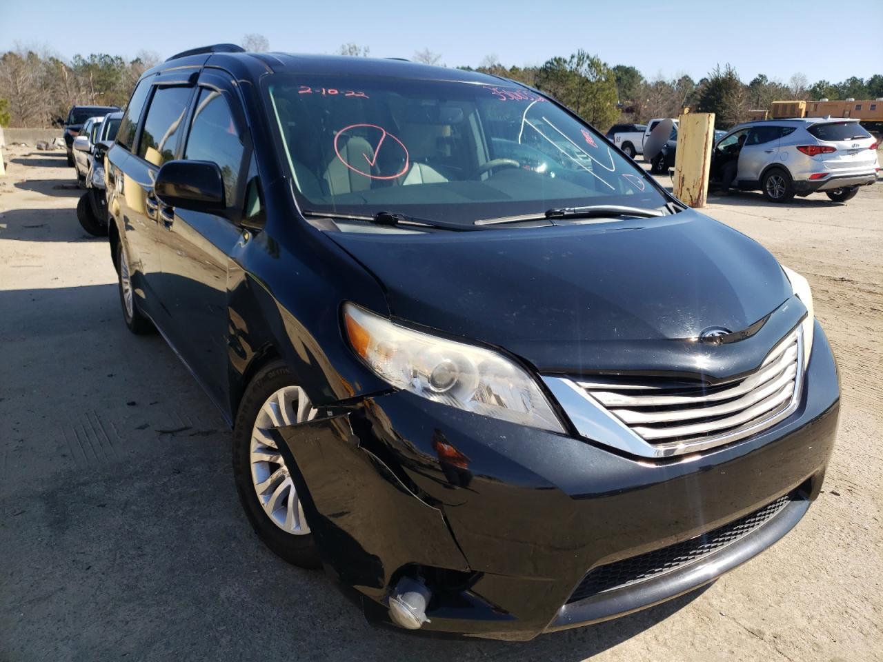 Photo 1 from auction – 2011 TOYOTA SIENNA XLE with VIN 5TDYK3DCXBS092768