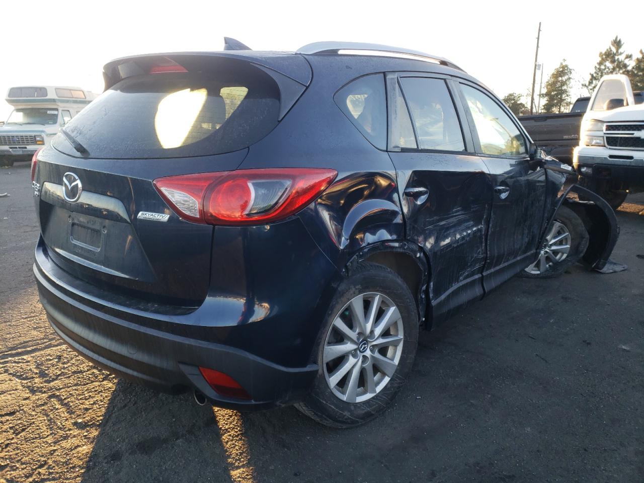 Photo 4 from auction – 2016 MAZDA CX-5 TOURI with VIN JM3KE4CY9G0910251