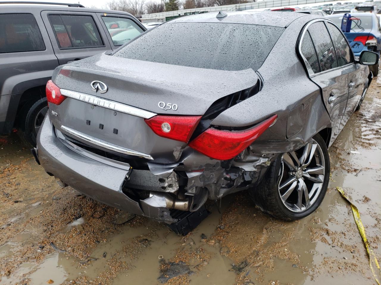 Photo 4 from auction – 2015 INFINITI Q50 BASE with VIN JN1BV7AR8FM393914