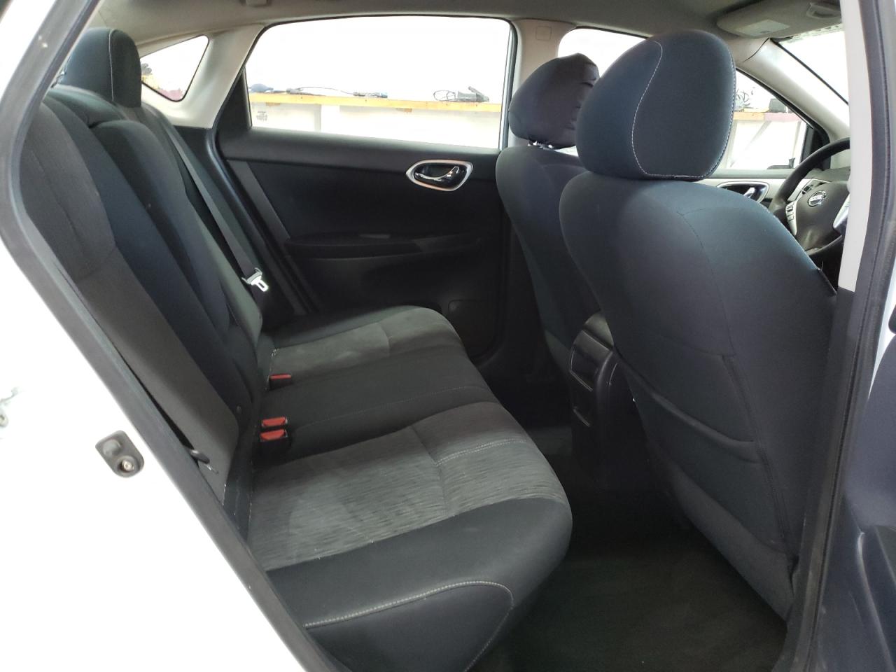 Photo 6 from auction – 2014 NISSAN SENTRA S with VIN 3N1AB7AP1EY258479