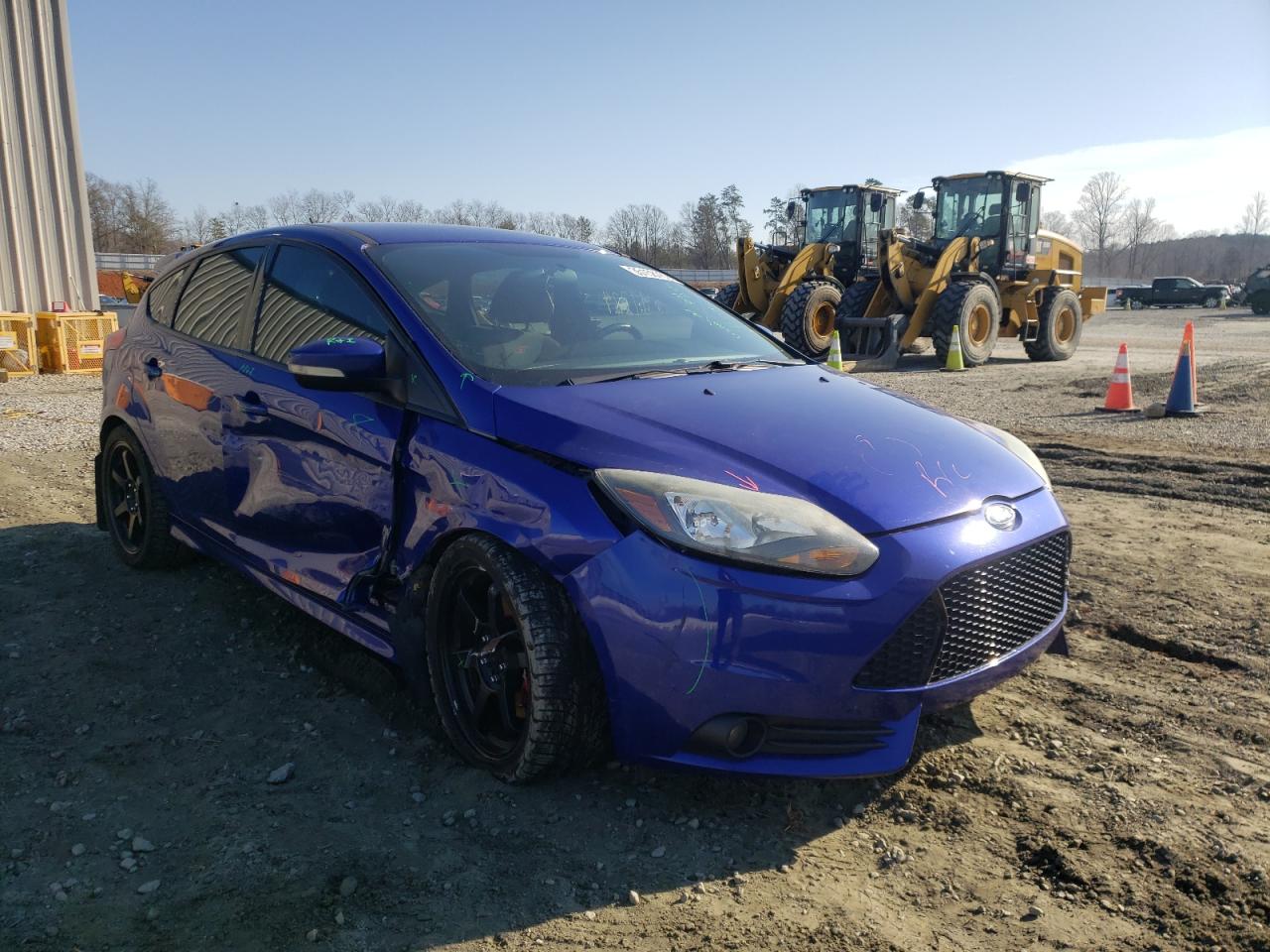 FORD FOCUS ST 2014 with VIN 1FADP3L95EL251665 - Photo from auction