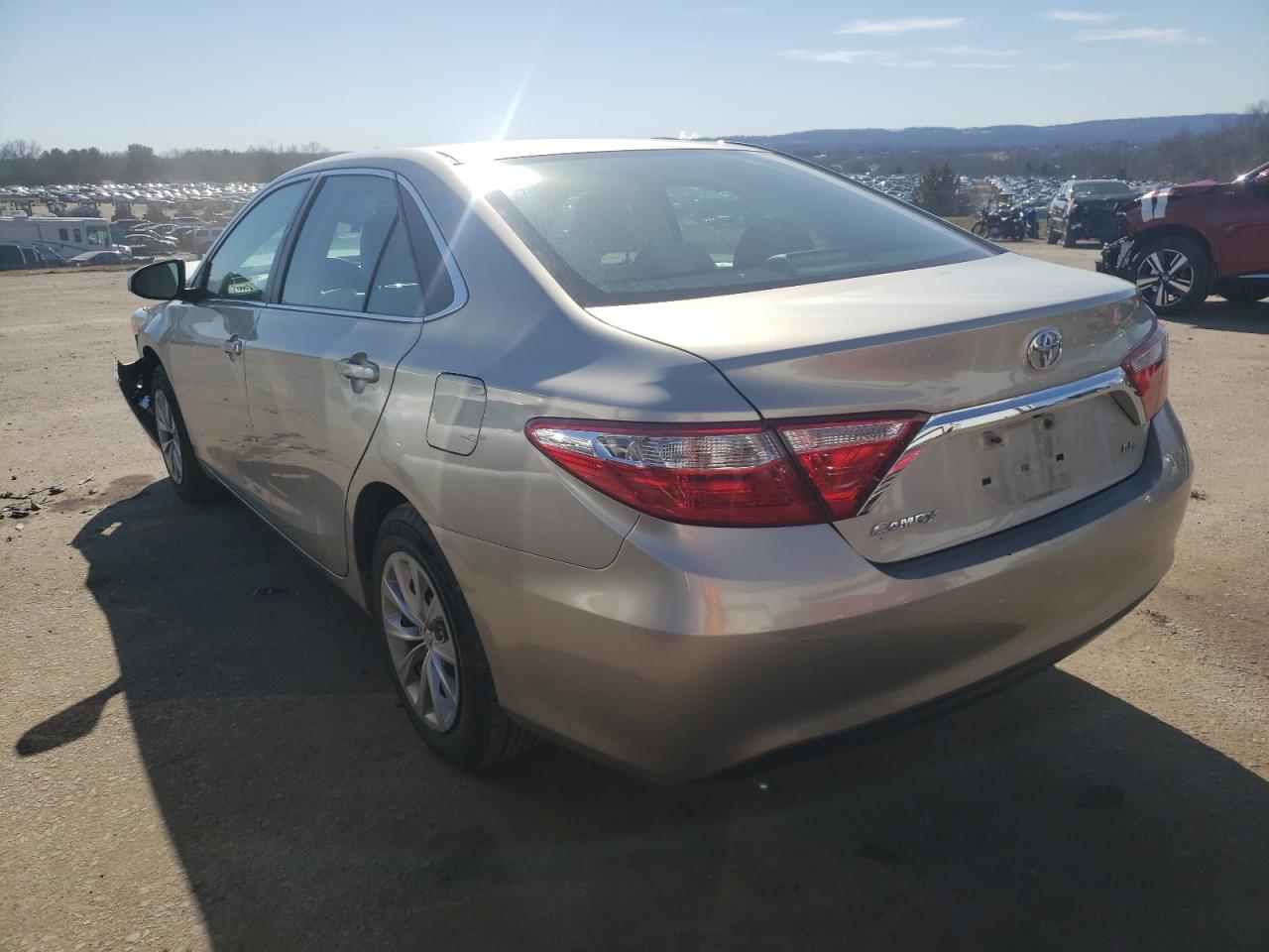 Photo 3 from auction – 2017 TOYOTA CAMRY LE with VIN 4T1BF1FK7HU401762