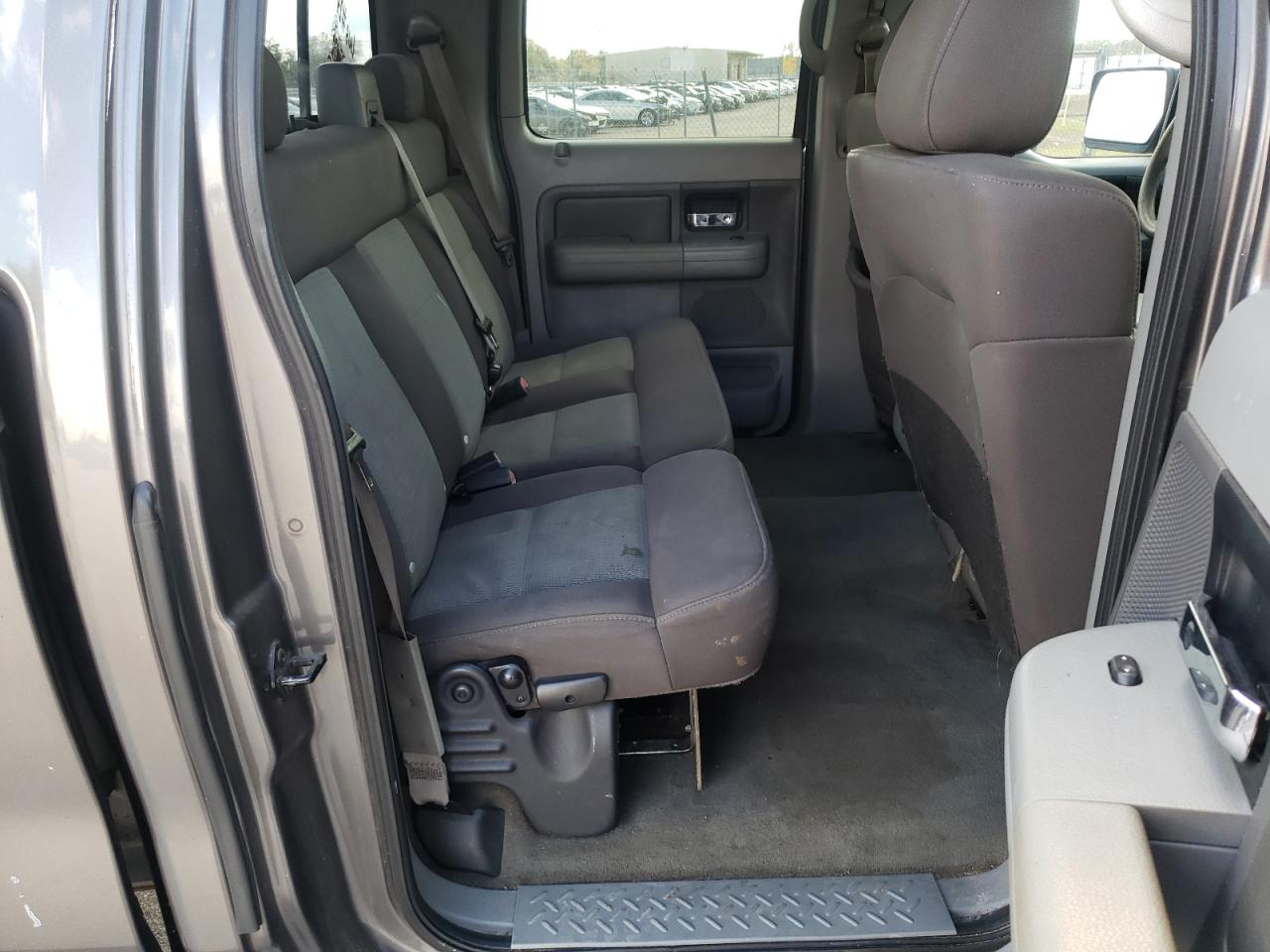 Photo 6 from auction – 2004 FORD F150 SUPER with VIN 1FTRW12W94KC53566