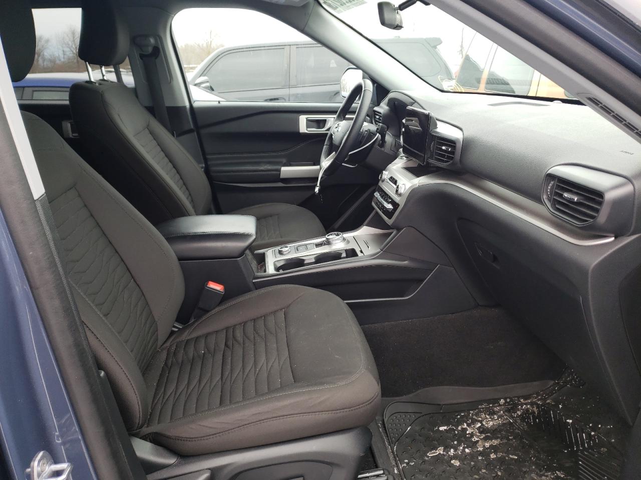 Photo 5 from auction – 2021 FORD EXPLORER X with VIN 1FMSK8DH2MGA58363