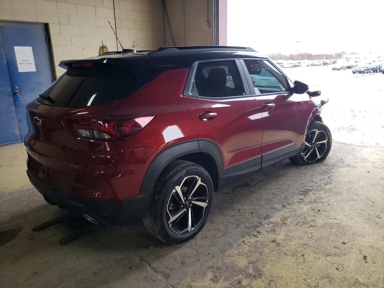 Photo 4 from auction – 2022 CHEVROLET TRAILBLAZE with VIN KL79MUSL6NB057239