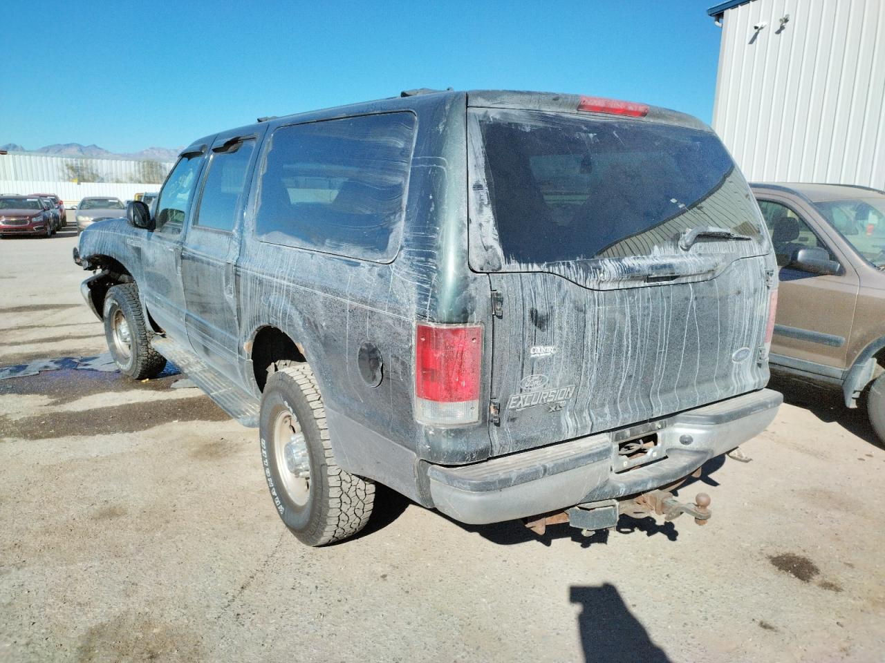 Photo 3 from auction – 2004 FORD EXCURSION with VIN 1FMNU41L14EB14278